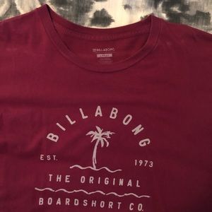 Billabong Shirts - Billabong T-shirt Sz Large Billabong Shirts - Billabong T-shirt Sz Large